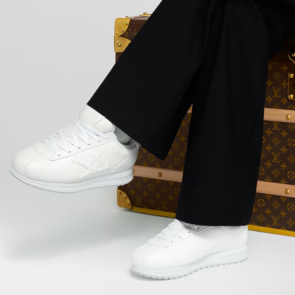 Luxury White Stylish Sneakers  Classic & Comfortable