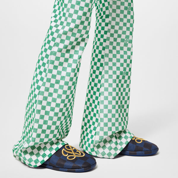 Stylish Checkerboard Pattern Slippers with Signature Logo
