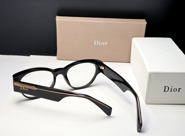 Latest Bold Arm Women Spec Frame With Logo Initial