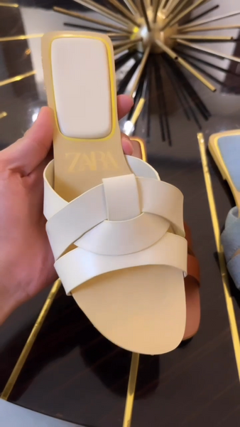 Premium  Designer Branded Flat  Sandal For Women