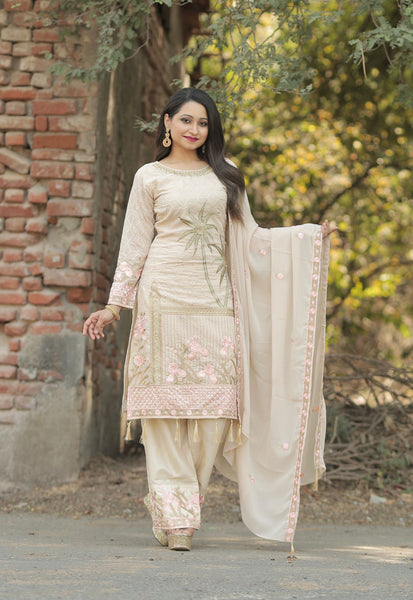 {Unstitched} Designer Embroiderid Worked Salwar Suit